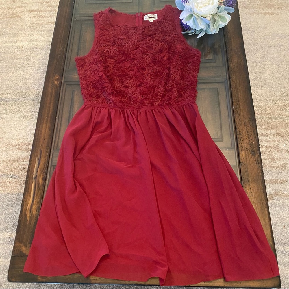 Max Studio Deep Red Chiffon Red Dress Size 6